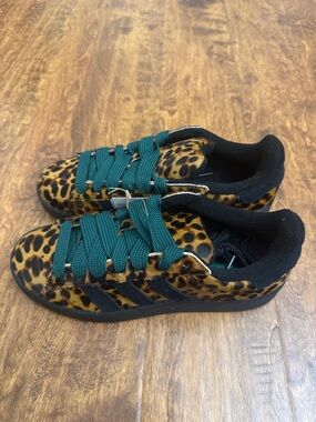 adidas gazelle silver green womens adidas NMD_R1 Shoes - Kids - Core Black / Cloud White / Screaming Orange main image 1